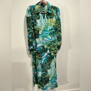 Vibrant Green and Blue Women's 2pc Outfit